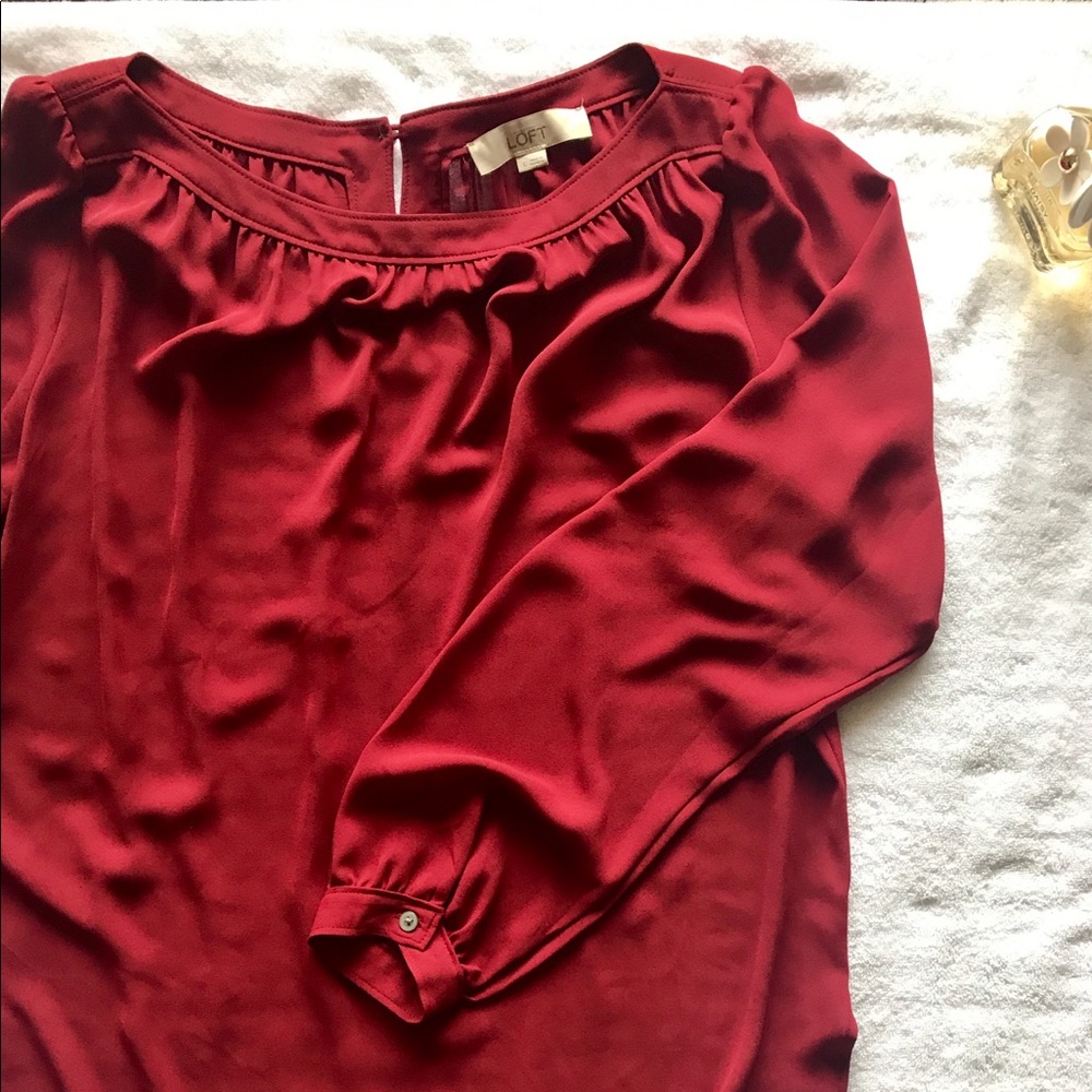 LOFT - Blouse, loose fitting.